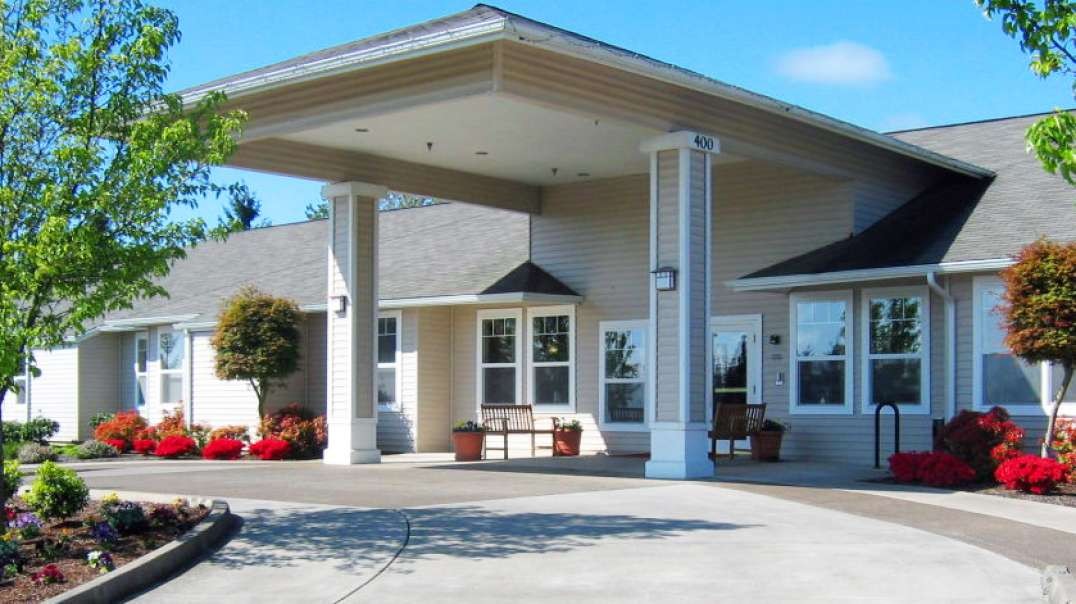 Regent Court Senior Living Community in Corvallis, OR