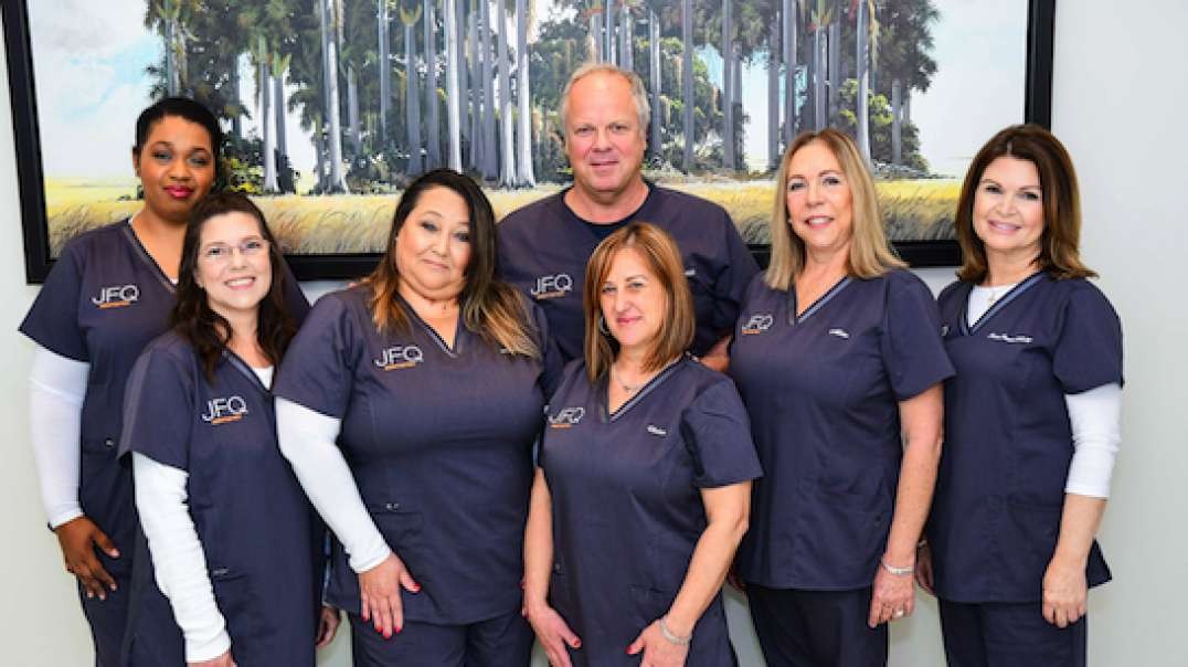 Dr. Juan F. Quintero, DMD : Trusted Dentist in Palmetto Bay, FL